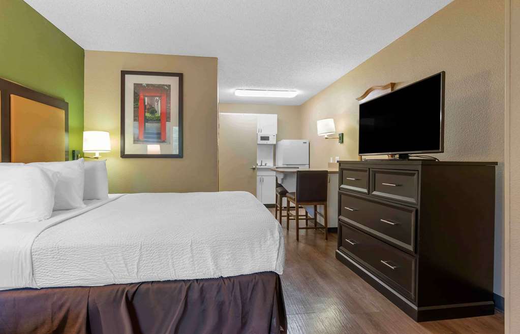 Extended Stay America Suites Sacramento South Natomas - photo 9