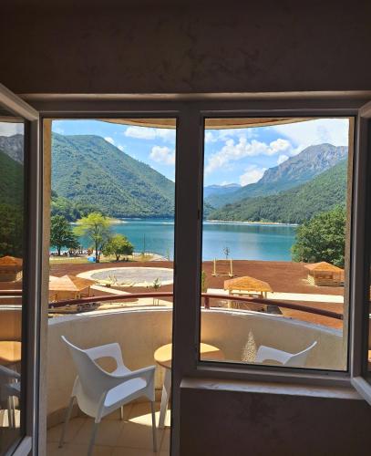 Apartment Lake story — 4-Star Luxury Hotel in Pluzine, Montenegro