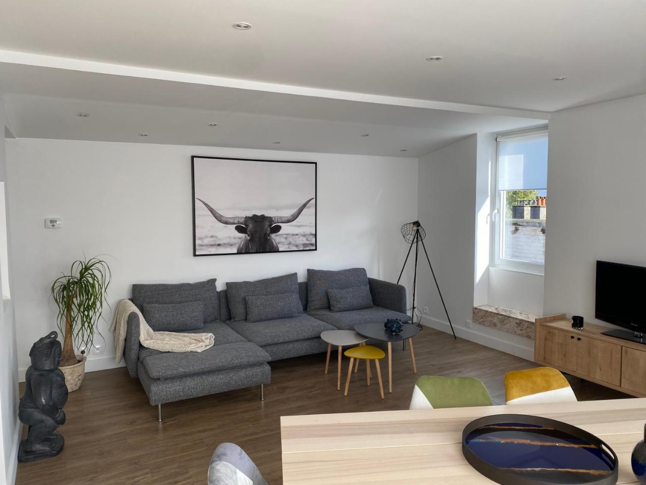 Appartement Situe En Centre Ville Super Lumineux — 4-Star Luxury Hotel in Dunkerque, France