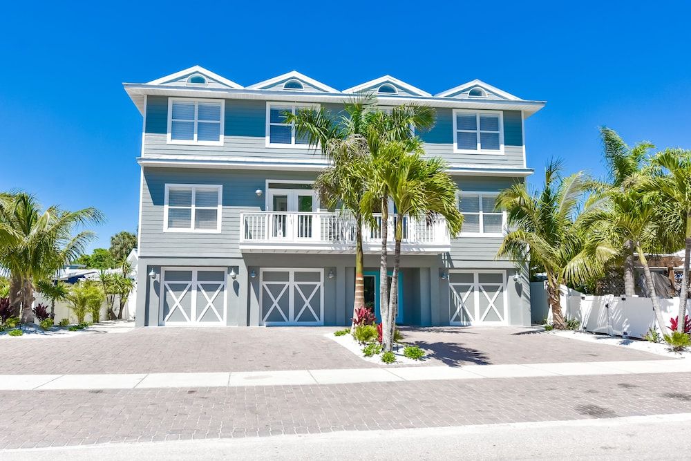 Surf View — 4-Star Luxury Hotel in Siesta Key, United States