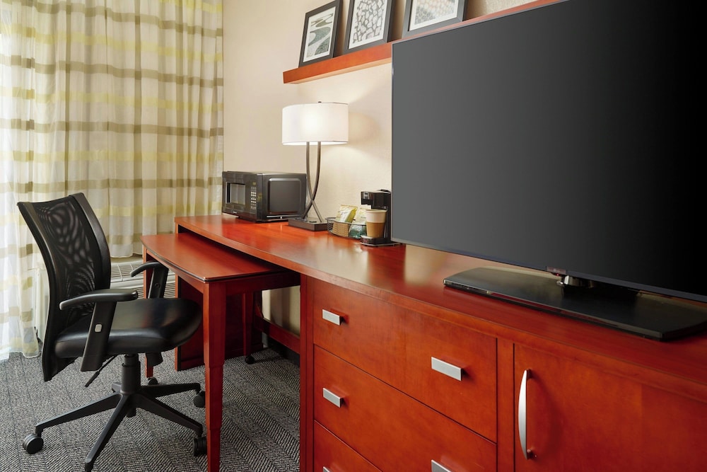 Courtyard by Marriott Baton Rouge Acadian Centre LSU Area - photo 11