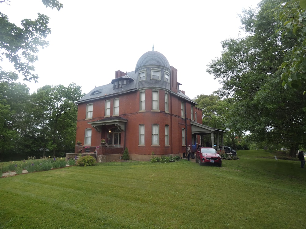 Johnstone Mansion - photo 32