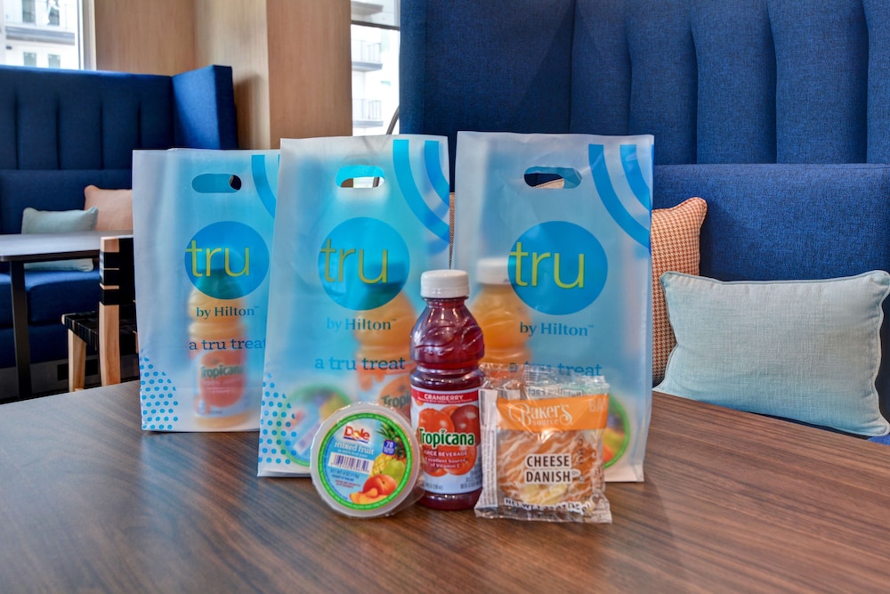 Tru By Hilton St. Petersburg Downtown Central Ave FL - photo 5