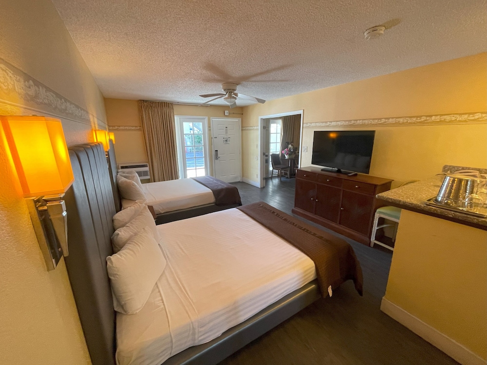 Shalimar Hotel of Las Vegas - photo 28