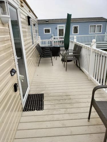 3 Bedroom Caravan Edi Rita Robin Hood Pet Friendly — Saint Asaph — photo 2
