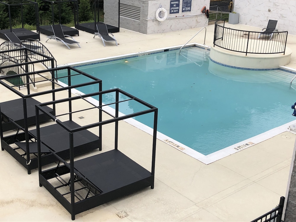 Four Points by Sheraton Atlanta Airport West - photo 18