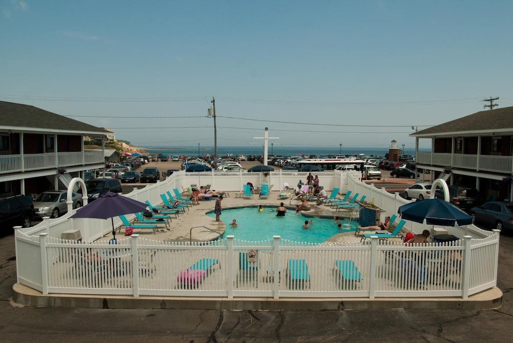 Sands by the Sea Motel - photo 49