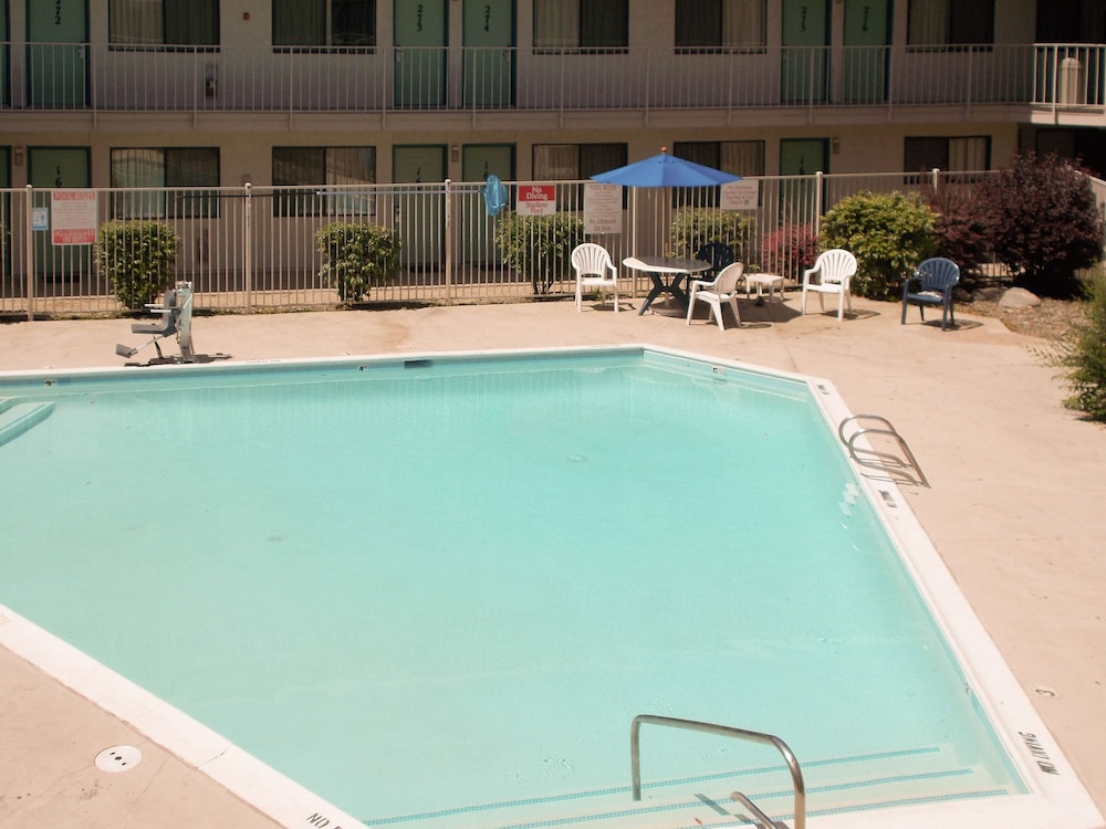 Motel 6 Reno NV Livestock Events Center - photo 13