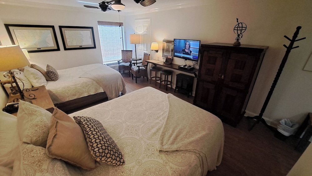 Saint Simons Inn by the Lighthouse - photo 121