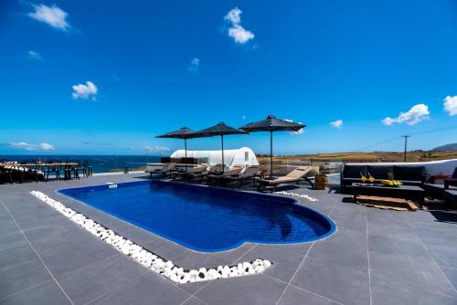 Villa Concha Con Perla — 4-Star Luxury Hotel in Fira, Greece