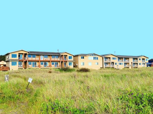 Moonstone Beach Motel - photo 111
