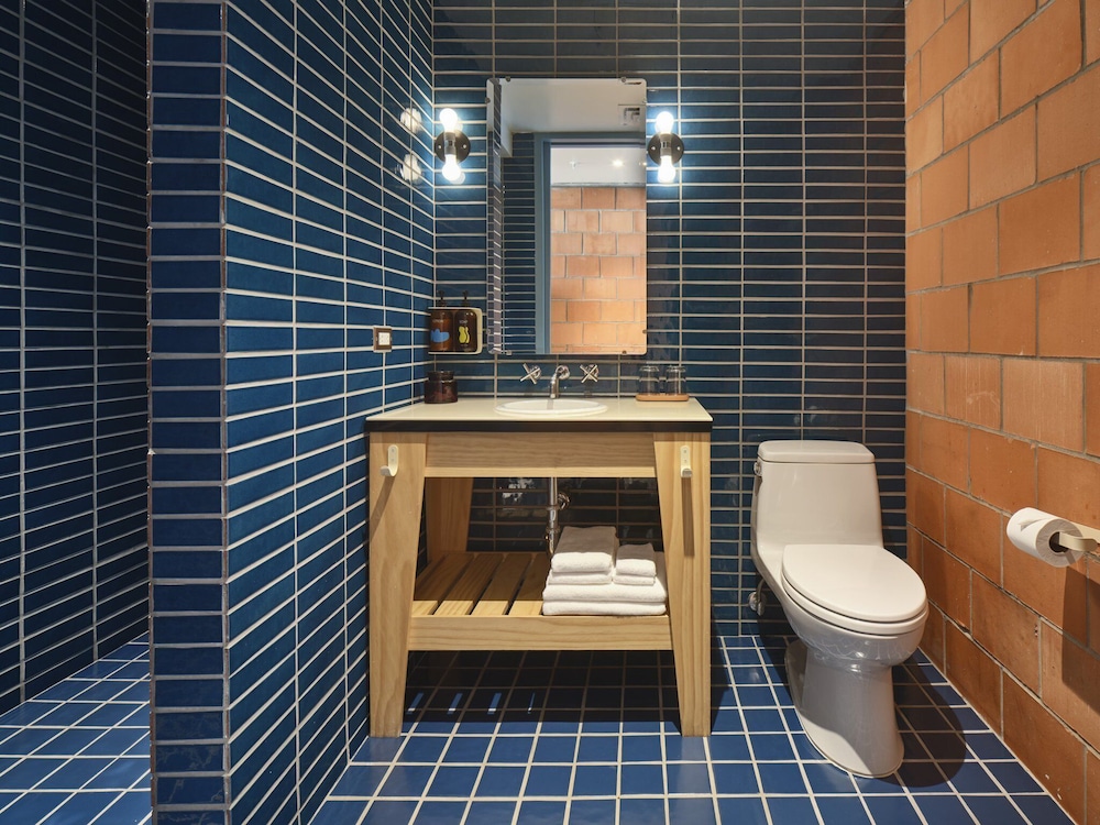 The Carpenter Hotel - photo 31