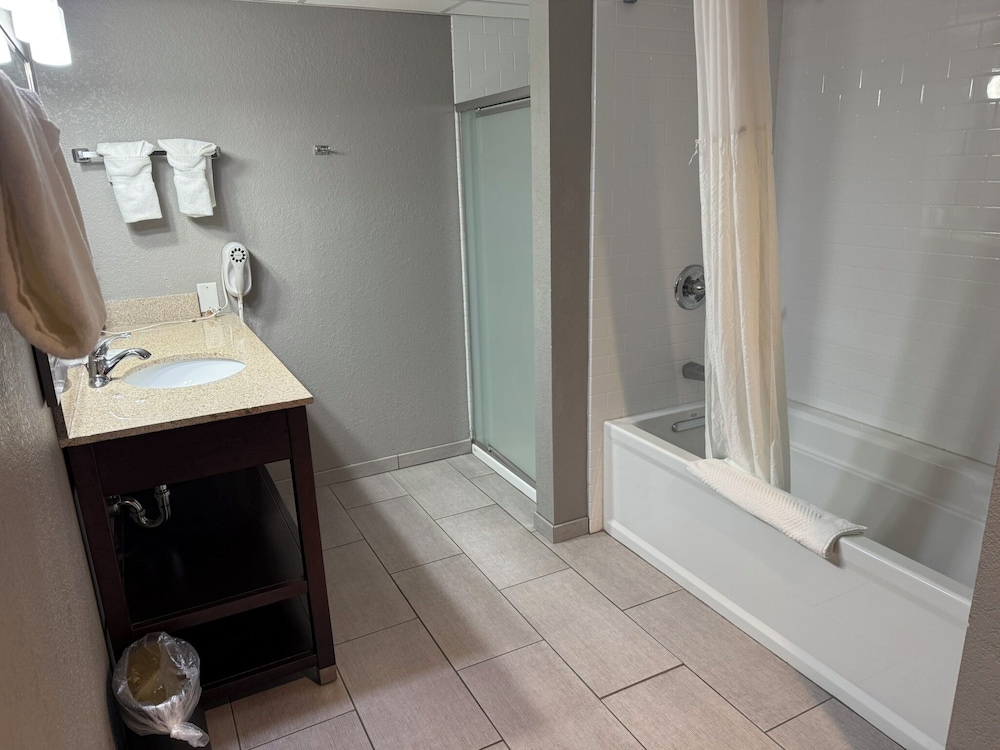 Sonesta Essential Rapid City - photo 48
