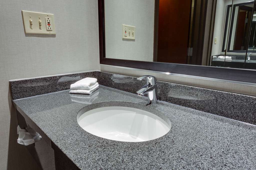 Drury Inn & Suites Kansas City Overland Park - photo 24