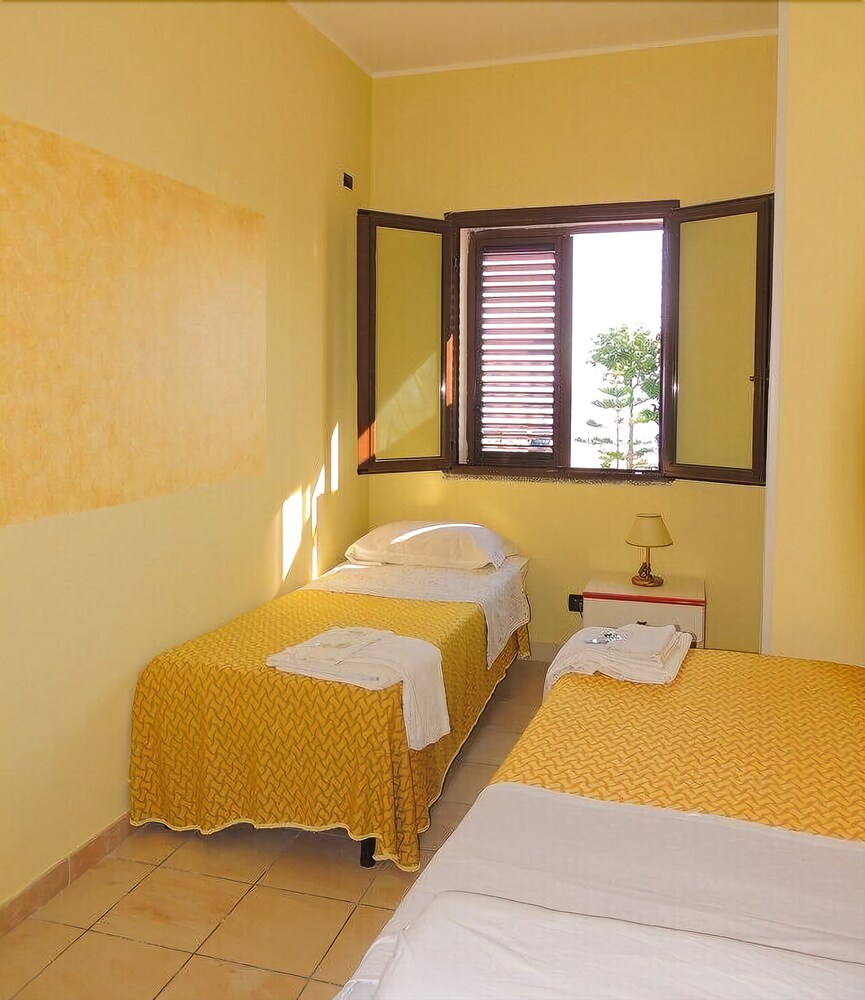 Hotel La Zagara — hotel in Melito Di Porto Salvo
