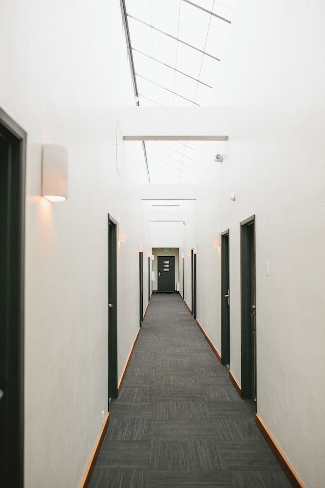 Modern Hotel - photo 72