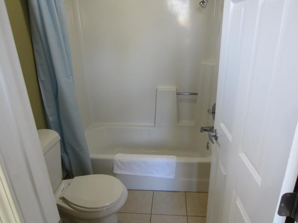 El Rancho Inn Hawthorne - photo 19