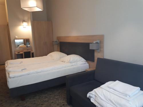 Hotel Trzy Jeziora. — hotel in Wielen