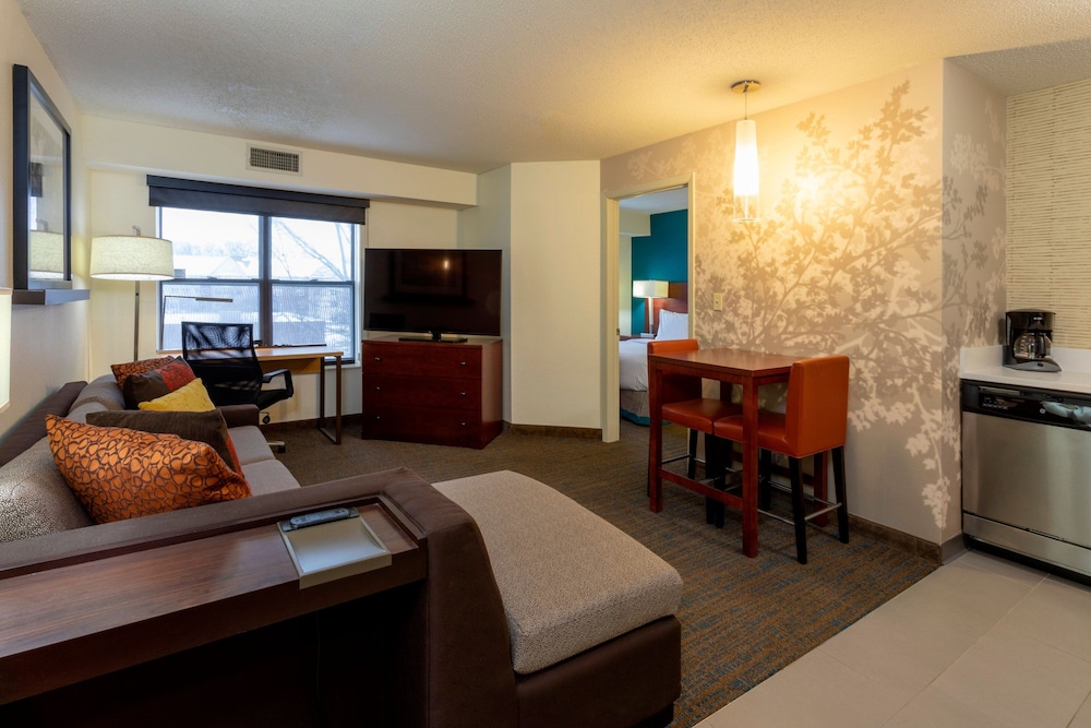 Residence Inn by Marriott Minneapolis St. Paul Roseville - photo 24
