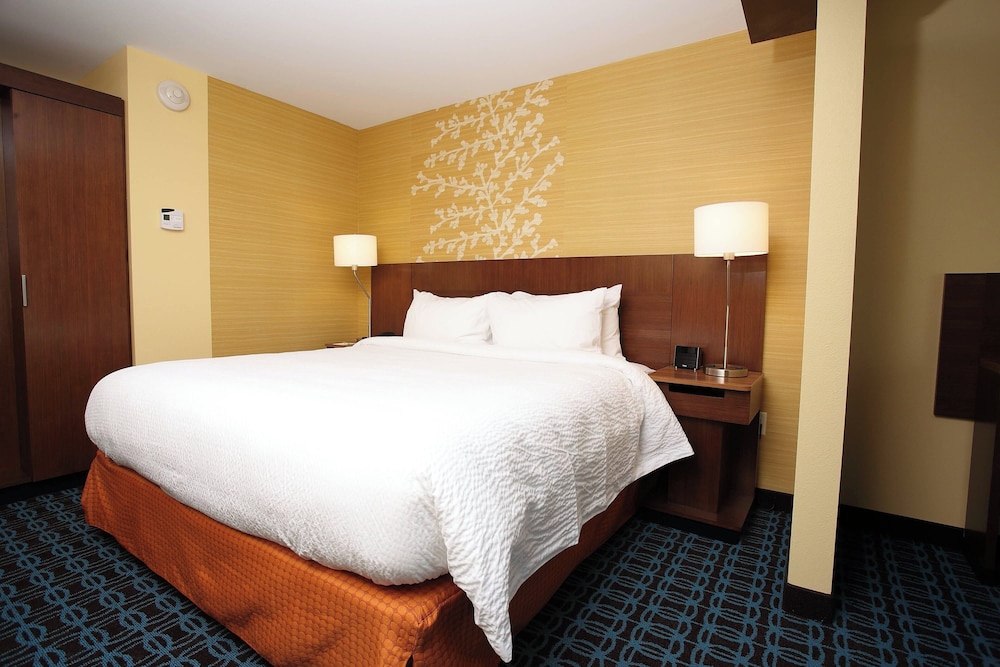 Fairfield Inn & Suites East Grand Forks - photo 8