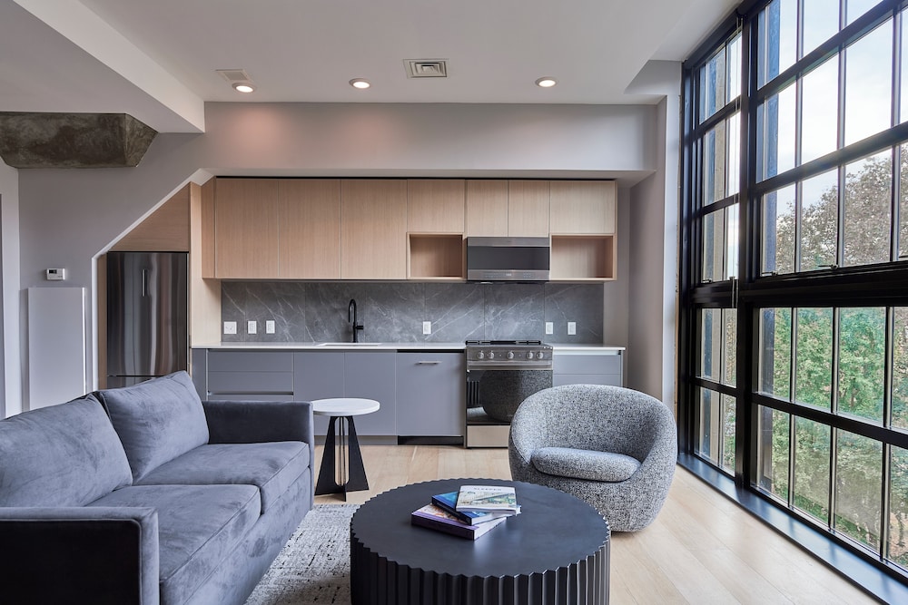Riversuites at The Battery - photo 12