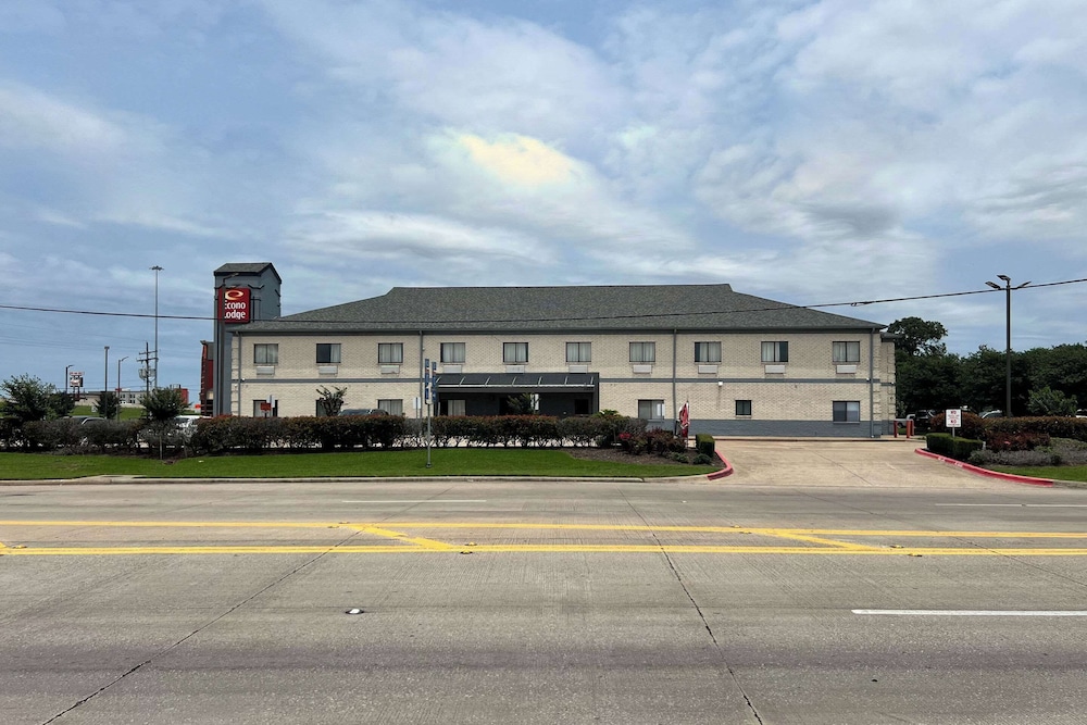 Econo Lodge Beaumont I 10 South - photo 29