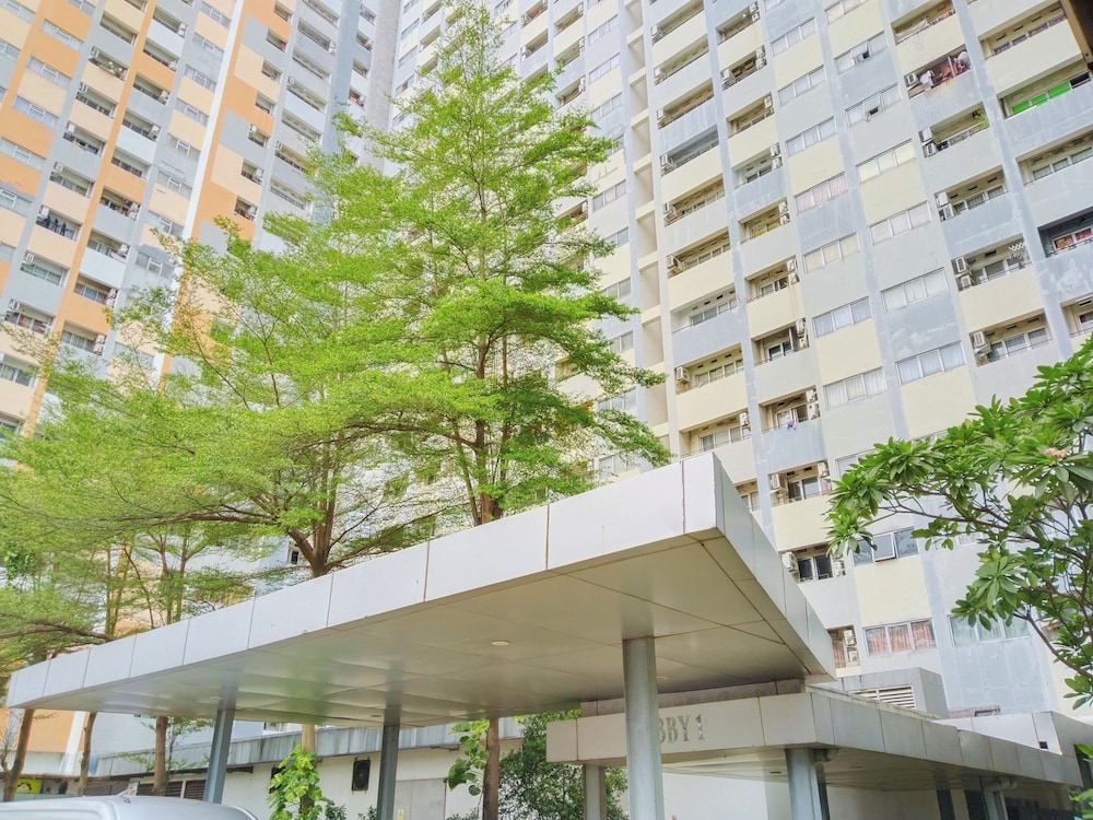 The Royale Sentra Tower Kuning - last minute hotel in Jakarta