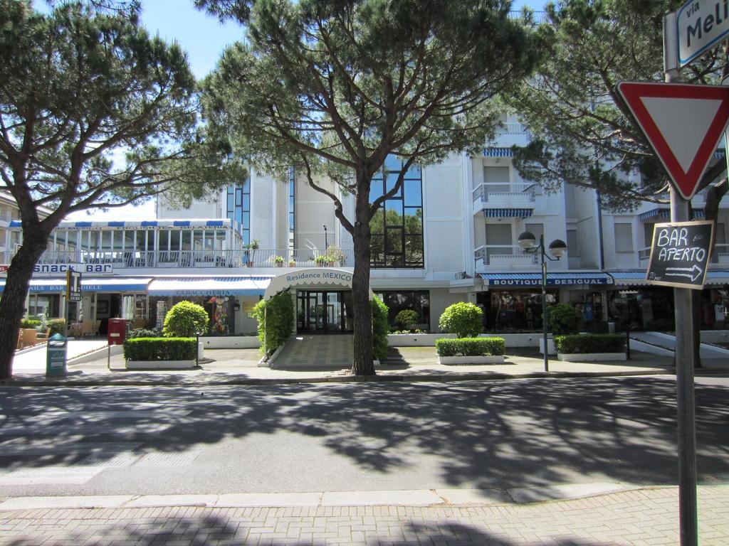 Magica immobiliare Mexico 222 — 4-Star Luxury Hotel in Lido Di Jesolo, Italy