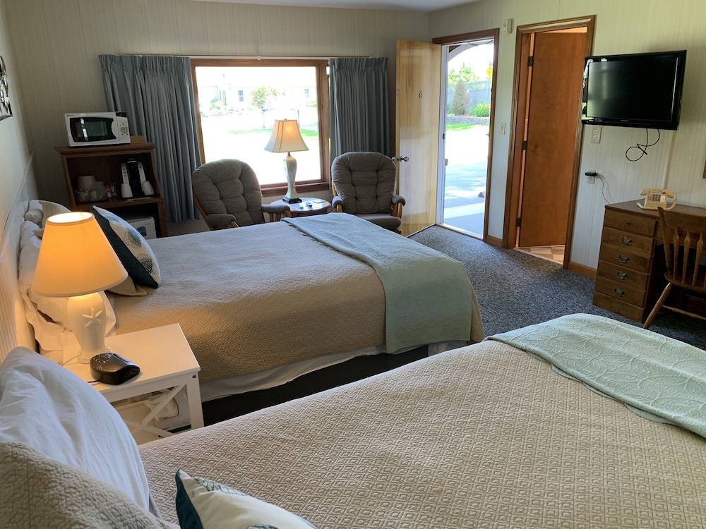 Towne Lyne Motel - photo 69