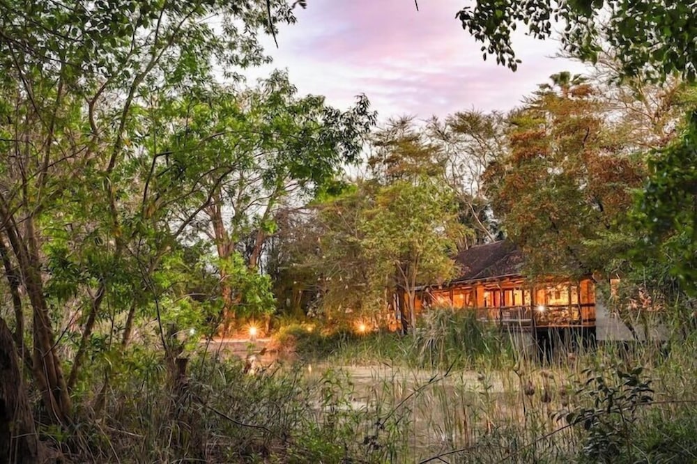 Woodall Country House & Spa — 5-Star Luxury Hotel in Port Elizabeth, South Africa