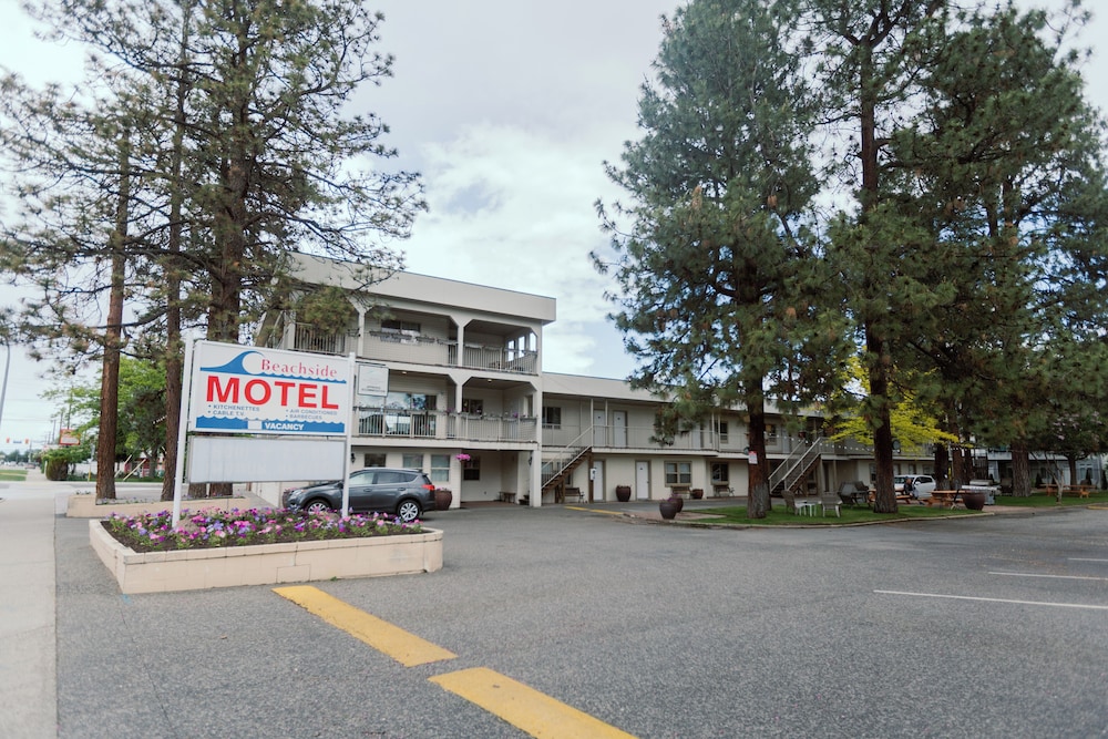 Beachside Motel - carbon neutral hotel in Penticton