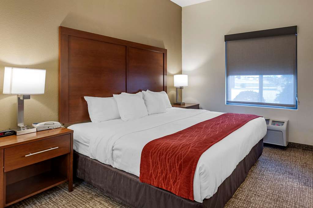 Comfort Inn & Suites Greenville I 70 - photo 28