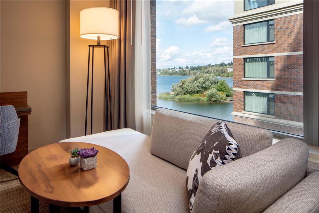 Hyatt Regency Lake Washington at Seattle s Southport - photo 33