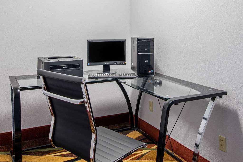 Quality Inn & Suites Albuquerque North near Balloon Fiesta Park - photo 26