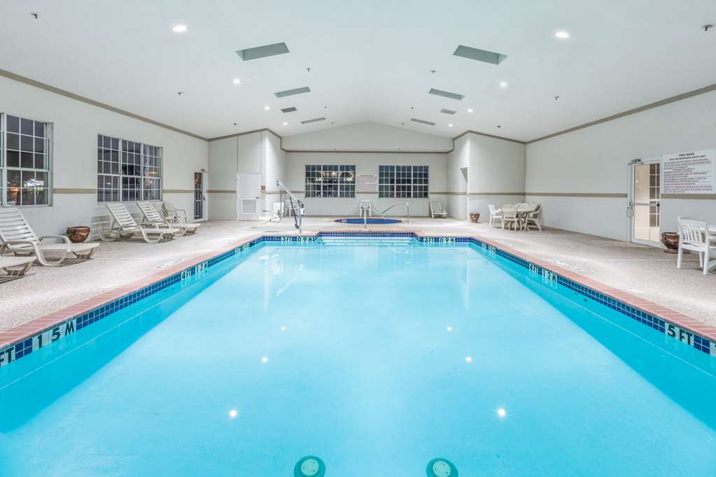 Super 8 by Wyndham Hillsboro TX - photo 5