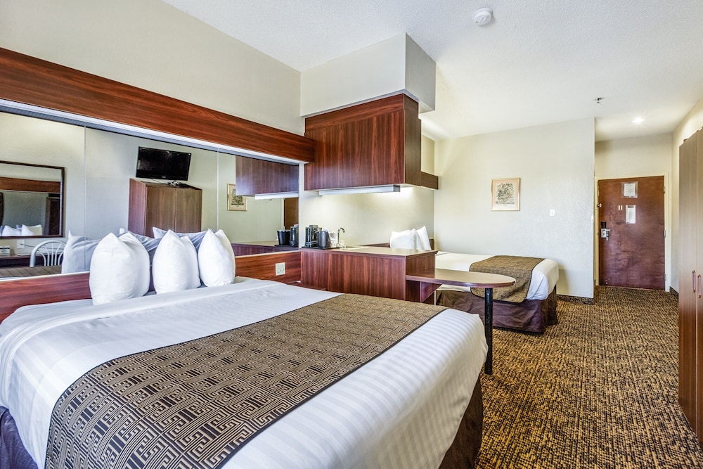 Trident Inn & Suites Baton Rouge - photo 21