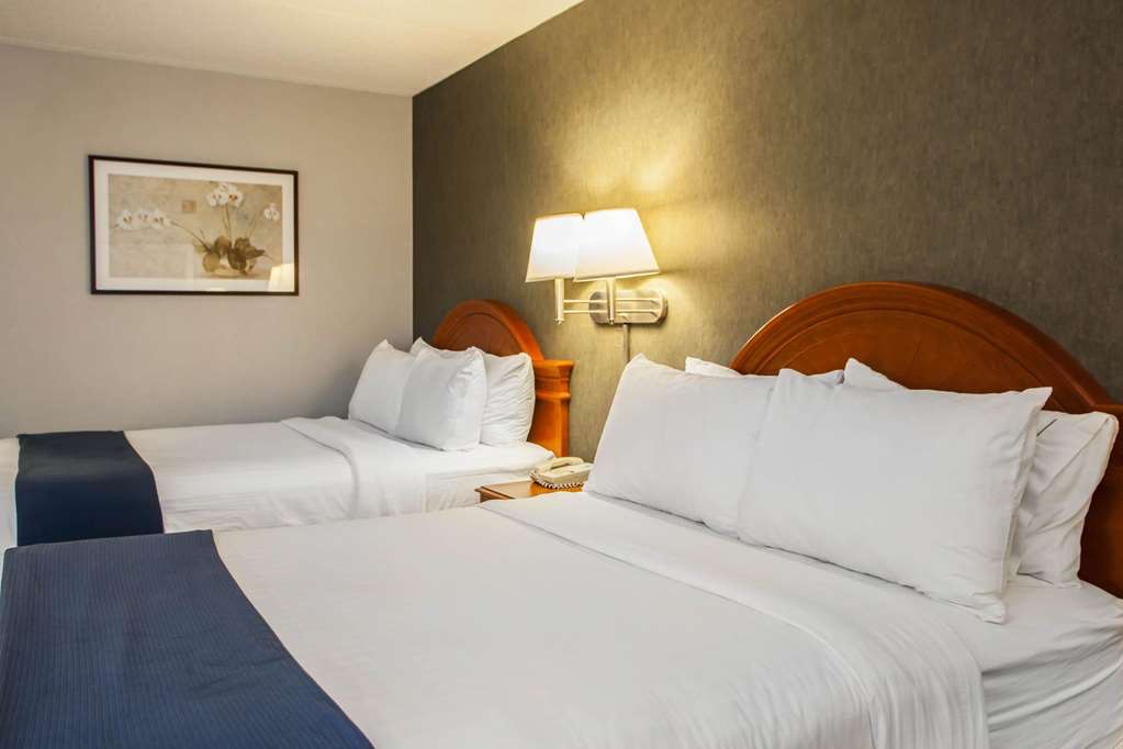 Quality Inn and Suites St Charles West Chicago - photo 12