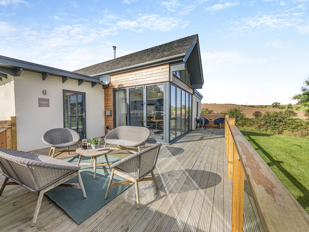 Shearwater Lodge — 4-Star Luxury Hotel in Bamburgh, United Kingdom