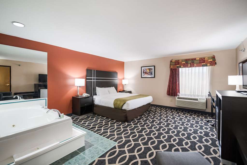 Quality Inn Jacksonville near Little Rock Air Force Base - photo 26