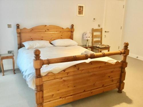 Luxury Ensuite Room 2 Minutes from Cambridge Station in Cambridge, United Kingdom