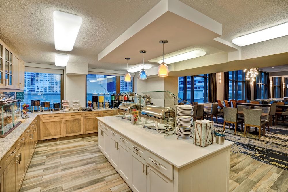 Homewood Suites by Hilton Chicago Downtown - photo 38