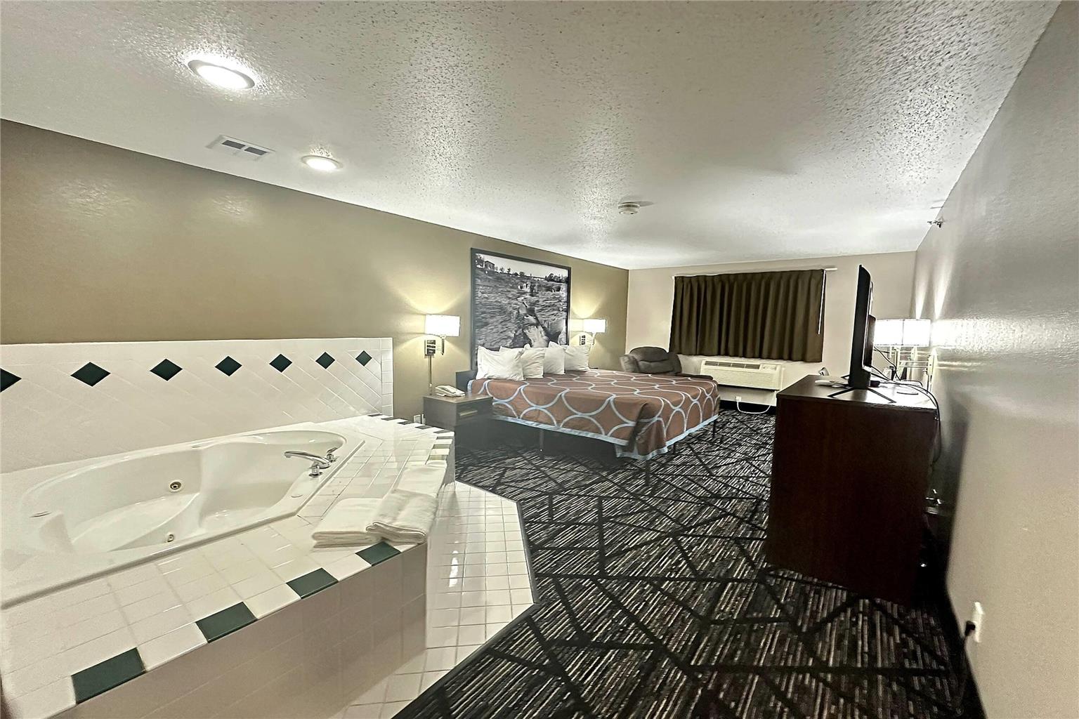 Super 8 by Wyndham Sisseton - photo 23