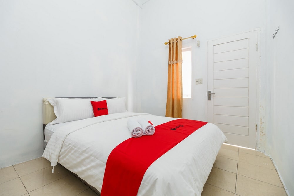 RedDoorz Syariah near Tugu Langsa in Langsa, Indonesia