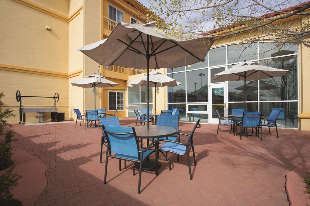 La Quinta Inn & Suites by Wyndham Gallup - featured photo