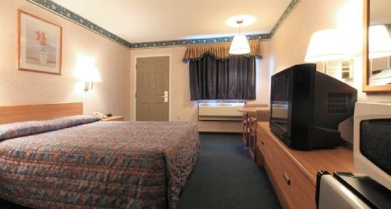 Sunrise Motel - photo 11