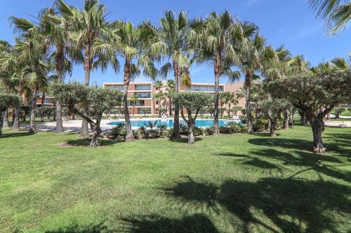 Apartamento Salgados 12c — 4-Star Luxury Hotel in Albufeira, Portugal
