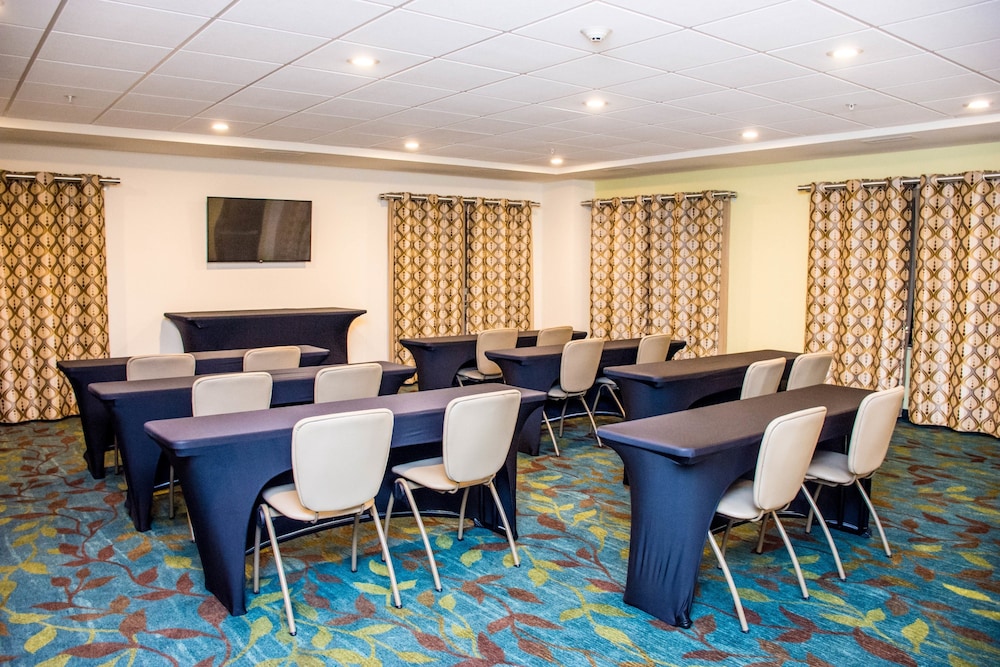 Candlewood Suites : Overland Park W 135th St by IHG - photo 52