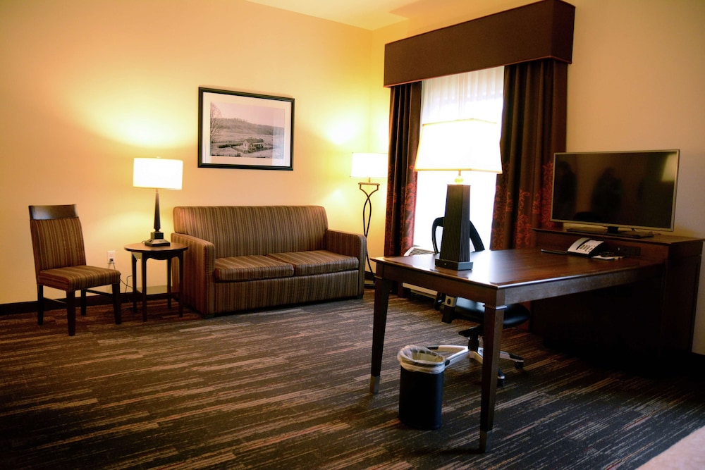 Hampton Inn Poplar Bluff - photo 25