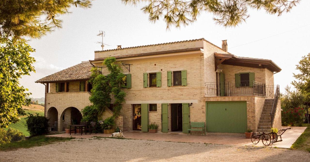 Al Poggio Dei 4 Borghi — 4-Star Luxury Hotel in Monterubbiano, Italy