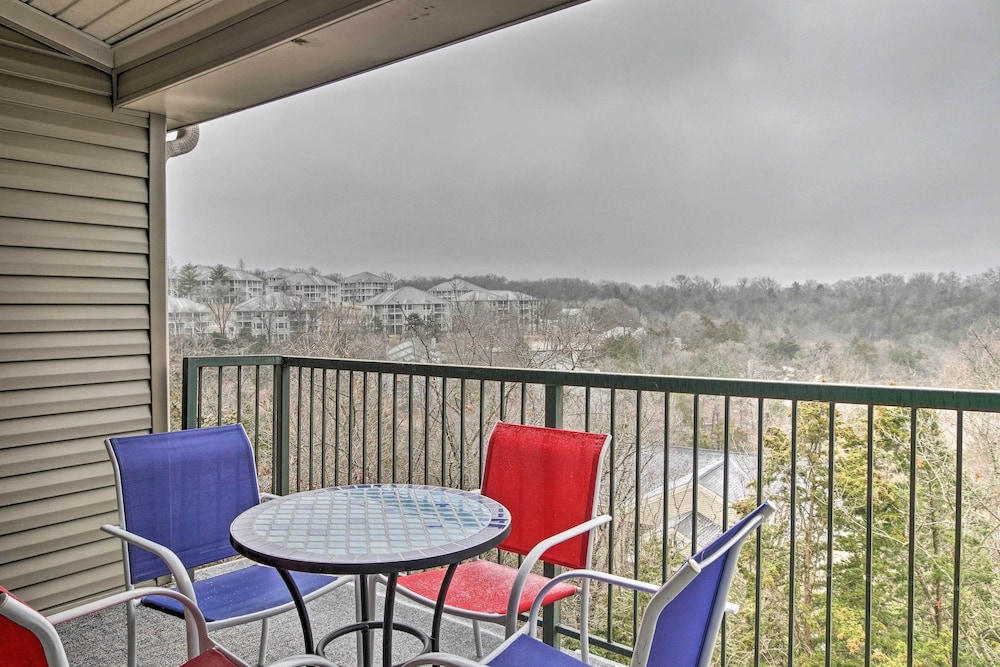 Vibrant Holiday Hills Resort Condo w Balcony - photo 20